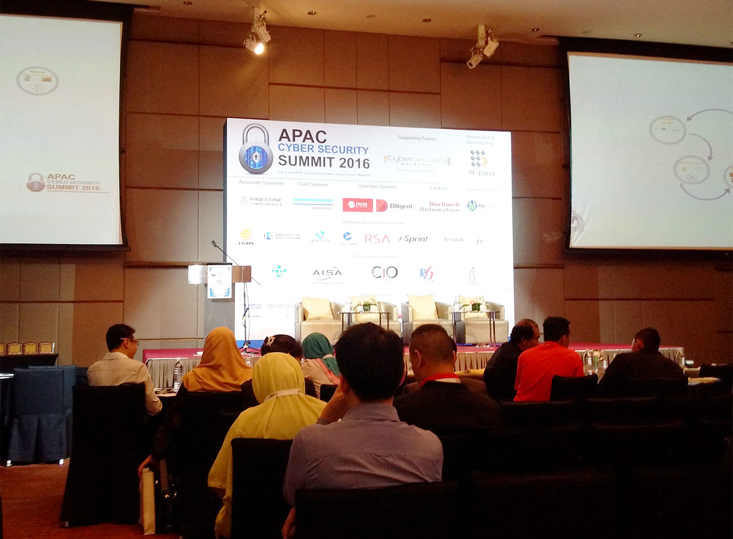 i-sprint-APAC Cybersecurity Summit 2016-img2